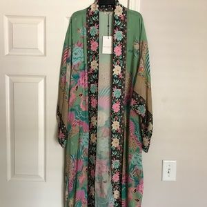 Spell and the Gypsy Cloud Dancer Kimono